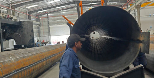 Últimos blogs de la empresa sobre La máquina de soldadura de gran tamaño HM2500 se ha exportado a la India.