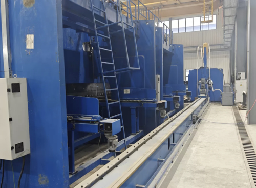 Últimos blogs de la empresa sobre Características e innovaciones de la máquina de frenado de prensa