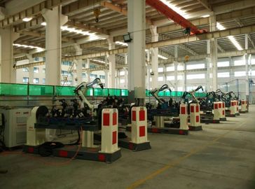 Buen precio Laser robótico que corta la operación fácil industrial de los robots de soldadura en línea