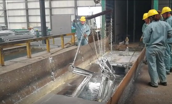 Línea de alta velocidad cadena de la galvanización de la inmersión caliente de Customizd de producción del tubo