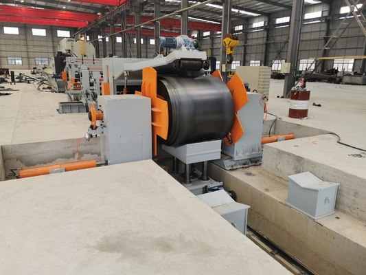 Línea de corte longitudinal de poste de luz de 8 m Línea de corte cónico