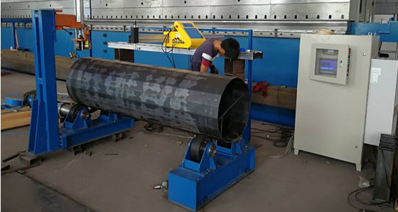 Buen precio Máquina de corte de puertas de postes ligeros CNC 3 Ejes, Diámetro 680 mm, Trazo 2000 mm en línea