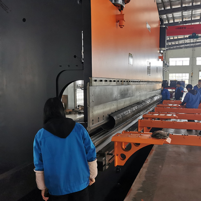 Freno de presión hidráulico CNC de 400 toneladas con longitud de trabajo de 8000 mm y control DELEM DA53T
