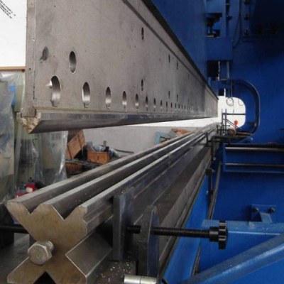 Freno de presión hidráulico Tandem CNC Modelo 2-WE67k-1200/6250 Para hacer torre tubular de transmisión monopólica y mástil alto