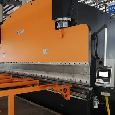 Dobladora del acoplamiento doble del CNC para poste de luz de calle octogonal afilado el 14m