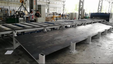 Poste ligero cortó a la línea máquina de la longitud para la cortadora del poste de la lámpara del grueso de 2 - de 6m m