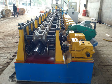 Rollo de la barrera de la carretera del haz de ISO9001 350H que forma la máquina
