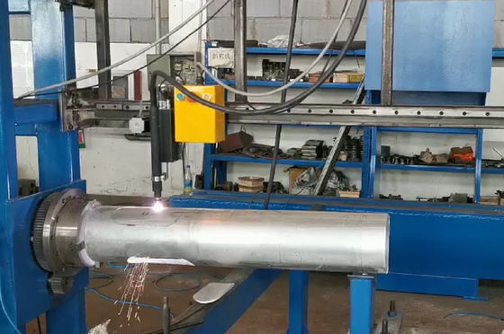 Máquina de corte de puertas de aluminio octogonal y cónica de postes ligeros