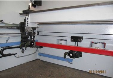 Máquina hidráulica automática llena del freno de la prensa de la chapa del CNC de 63 toneladas