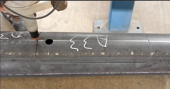 Máquina de corte de puertas de postes ligeros de 2500 mm, máquina de corte de puertas de postes ligeros de plasma CNC