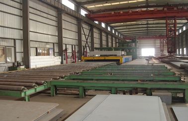 Buen precio Máquina del chorreo con granalla de la placa de acero del transportador de rodillo para forjar, Foudry, industria de lanzamiento en línea