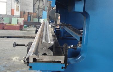 2-WE67K-300/6000 máquina de frenado CNC con control DA53T